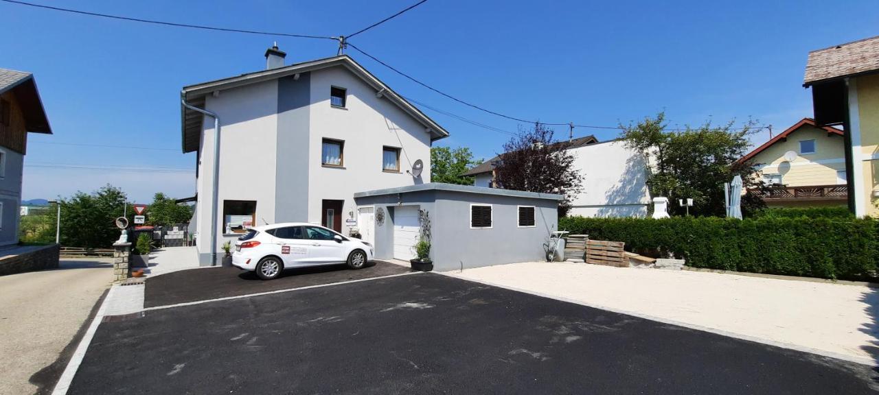 Ferienwohnung Agerblick 3 Zimmer Mit Kueche, 83M2 Lenzing 外观 照片